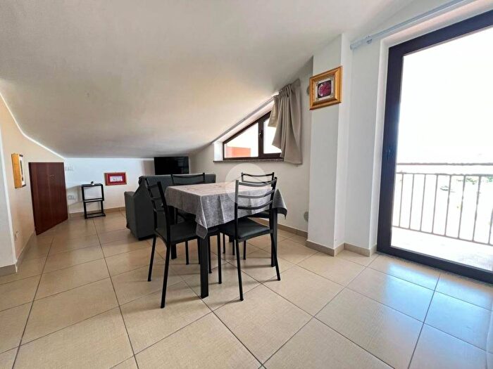 Appartamento con 5 locali in affitto in Via Pantoni, Taverna, Montalto Uffugo