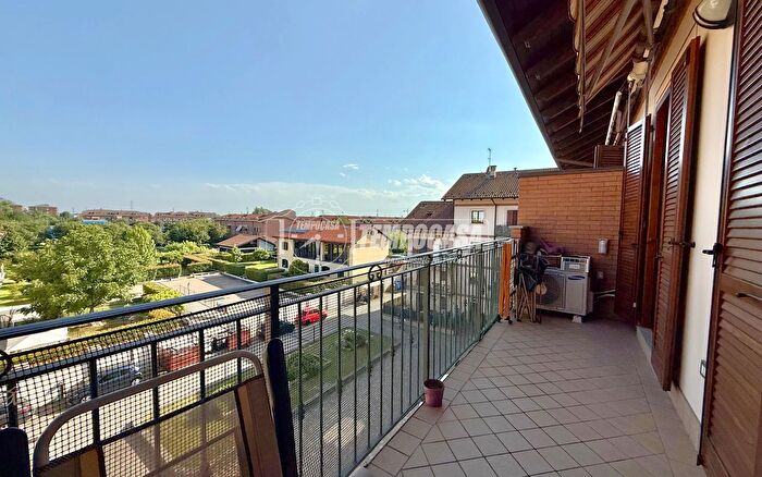 Case in Vendita e in Affitto - 3