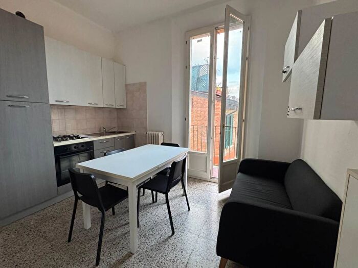 Appartamento quadrilocale in affitto in Via San Vitale, San Vitale, Bologna