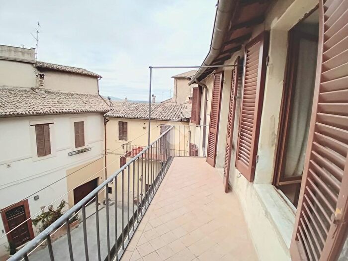 Appartamento bilocale in vendita in Via Brignone, Spoleto