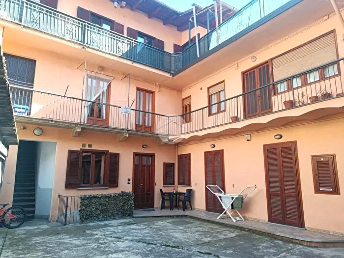 Appartamento trilocale in vendita in Via Luigi Palma di Cesnola, Rivarolo Canavese
