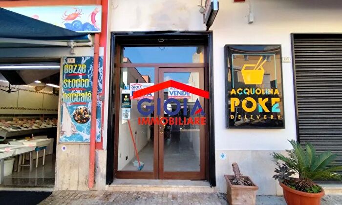 Appartamento in vendita in Viale Regina Margherita Mondragone Campania, Mondragone