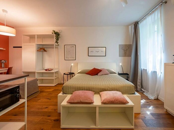 Appartamento monolocale in vendita in Via Angelo Scarsellini, San Zeno, Verona