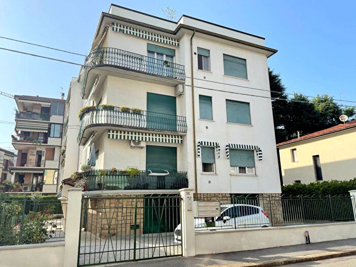 Appartamento trilocale in affitto in Piscine San Paolo, Vicenza