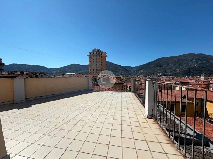 Appartamento con 5 locali in vendita in Scalinata Cernaia, La Spezia