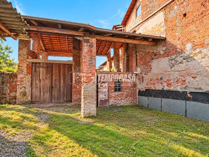 Casa trilocale in vendita in Roasio