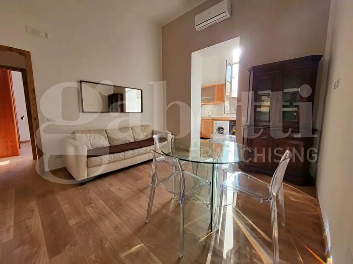 Appartamento bilocale in affitto in Via Plinio, Napoli