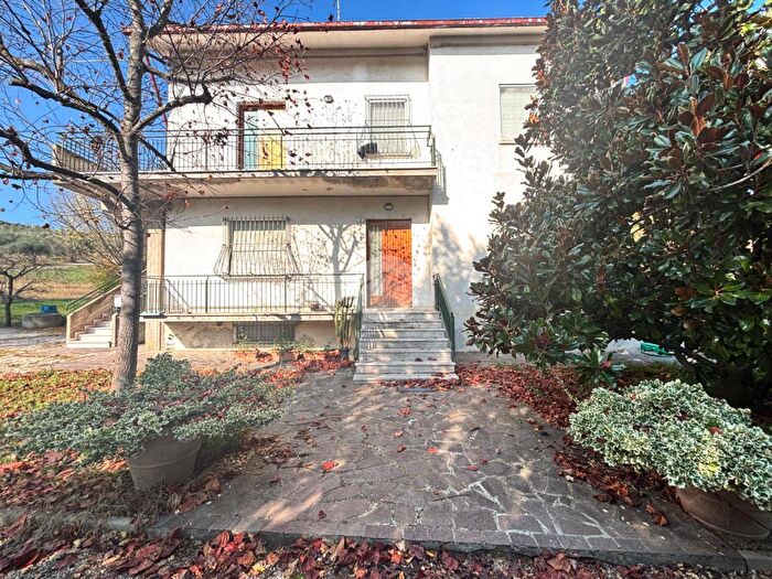 Appartamento trilocale in vendita in Località Centinarola, Fano