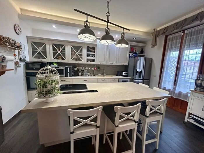 Casa con 5 locali in vendita in Empoli