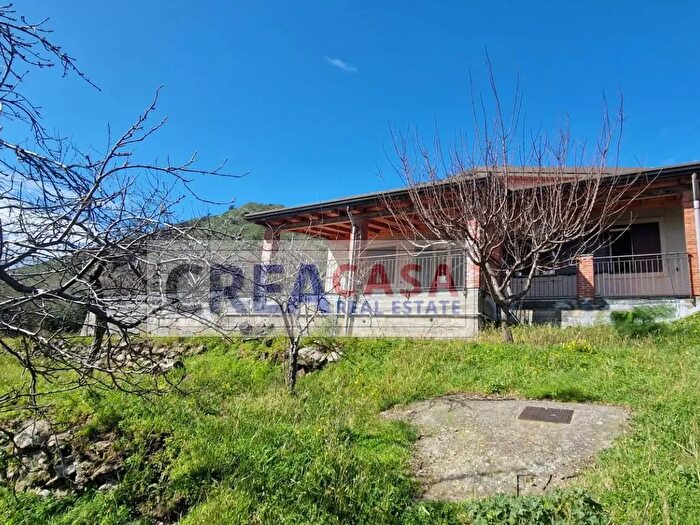 Casa bilocale in vendita in Contrada Feo Snc, Graniti