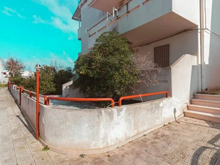 Appartamento trilocale in vendita in Viale Giove, Lesina