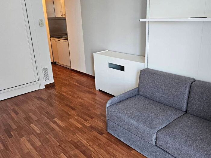 Appartamento monolocale in affitto in Corso di Porta Nuova, Porta Nuova, Milano