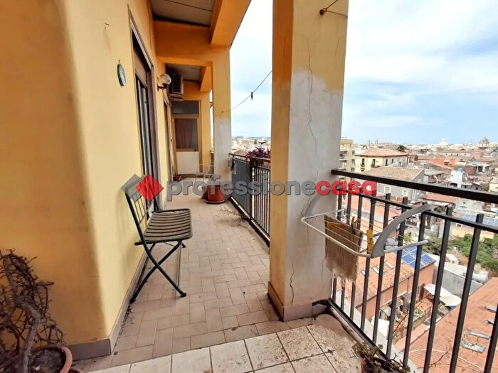 Appartamento quadrilocale in vendita in Via Abate Ferrara, Catania