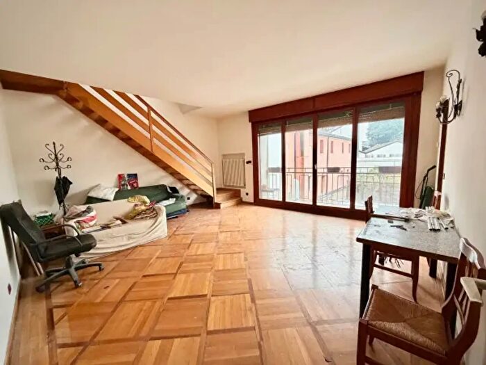 Appartamento trilocale in vendita in Via San Francesco, Padova