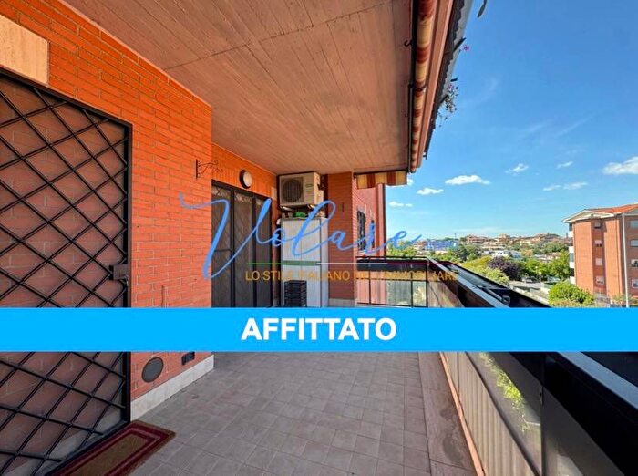 Appartamento con 5 locali in affitto in Via Tomasino dAmico, Massimina, Roma