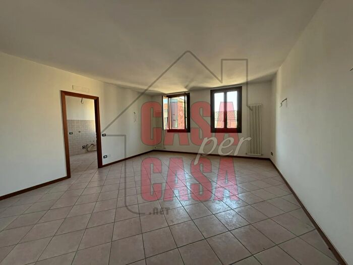 Appartamento con 5 locali in vendita in Via Cavallotti, Monselice