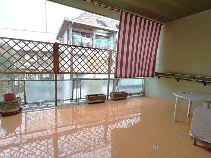 Appartamento trilocale in vendita in Via Luigi Rizzo, Roma