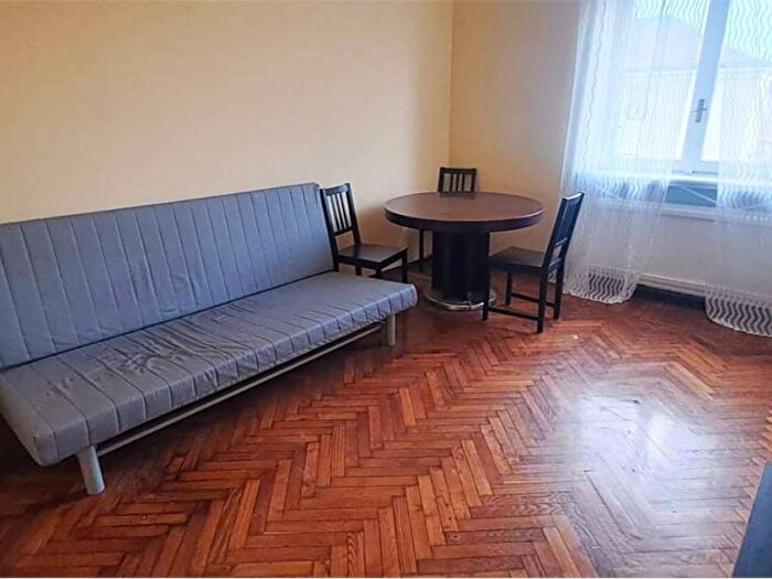 Appartamento trilocale in affitto in Via Privata Sacconi, Corvetto, Milano