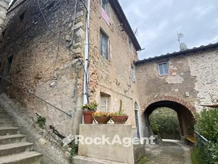 Casa con 6 locali in vendita in Strada Comunale di Nocchi, Camaiore
