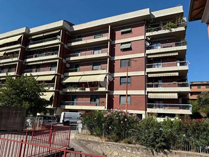 Appartamento trilocale in affitto in Via Adriana, Perugia