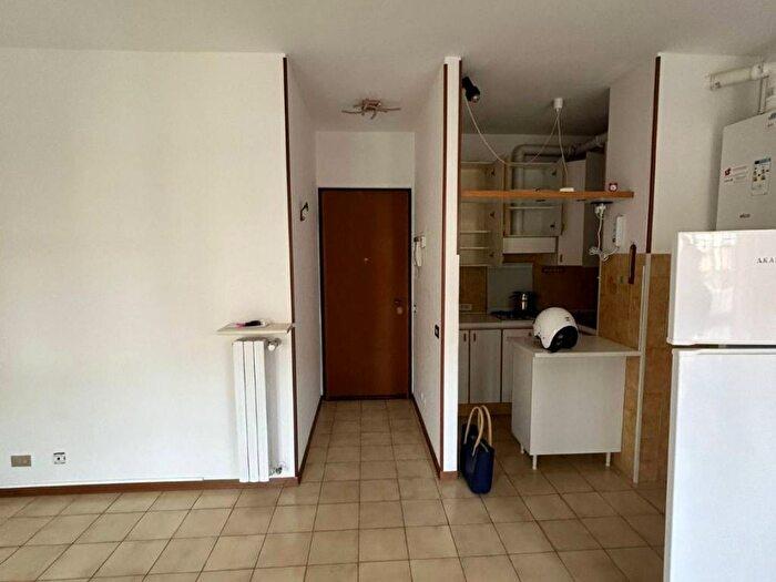 Appartamento bilocale in affitto in Via Brasile, Villaggio Ambrosiano Battiloca, Paderno Dugnano