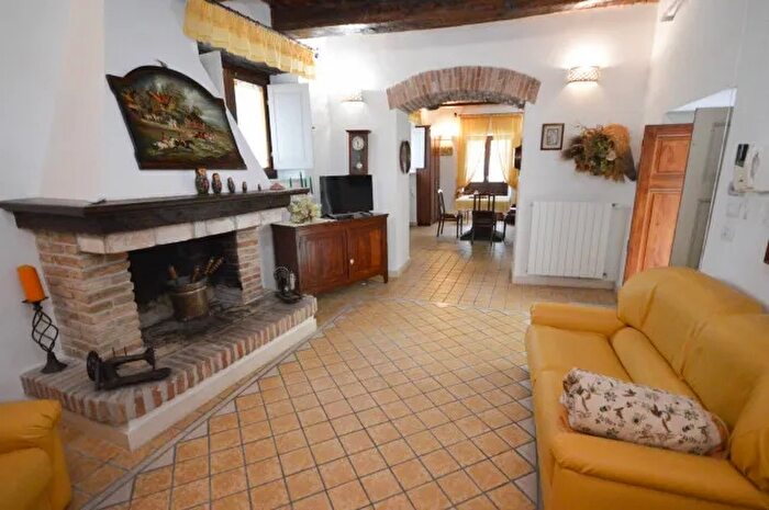 Casa bilocale in vendita in CoriglianoRossano Via Interzati, CoriglianoRossano