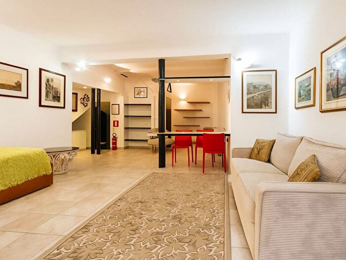 Appartamento bilocale in affitto in Via Fondazza, Santo Stefano, Bologna