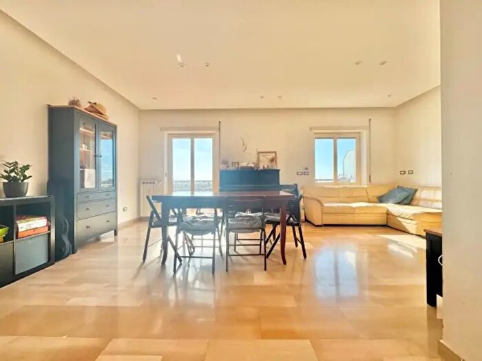 Appartamento con 5 locali in vendita in Via Giovanni Pascoli, Guidonia Montecelio