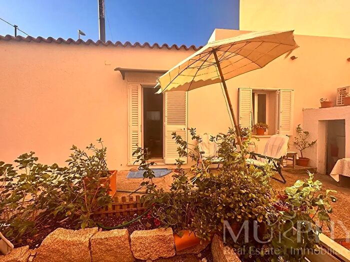 Casa quadrilocale in vendita in Via Maddalena, Palau