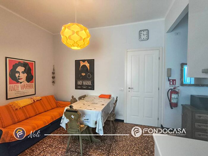 Appartamento bilocale in affitto in Via Novembre, Centro, Noli
