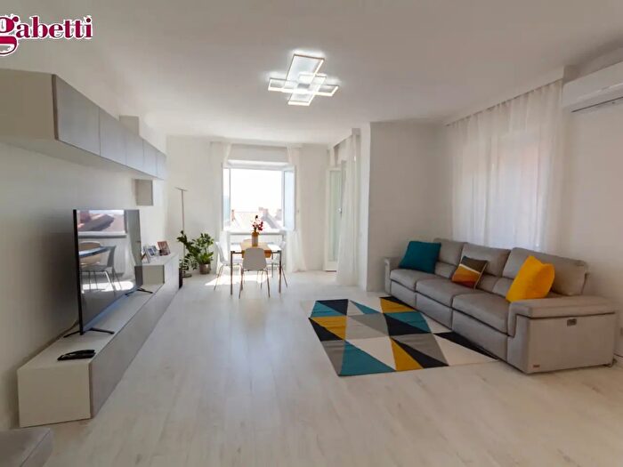 Appartamento trilocale in vendita in Via del Sole, Monte Argentario