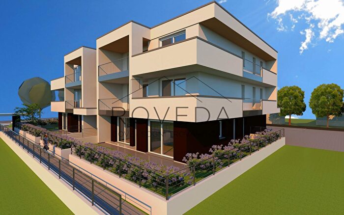 Appartamento trilocale in vendita in Via Cesare Battisti, Istrana