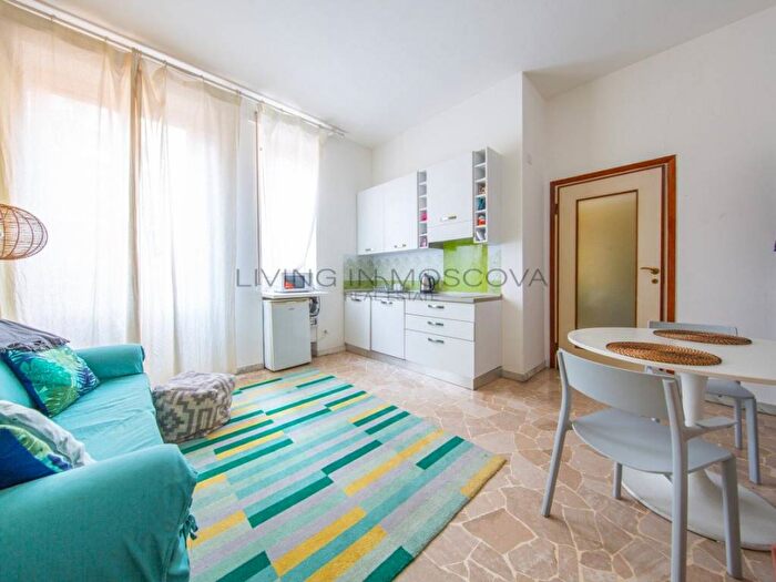 Appartamento bilocale in affitto in Via Tommaso Da Cazzaniga, Moscova, Milano