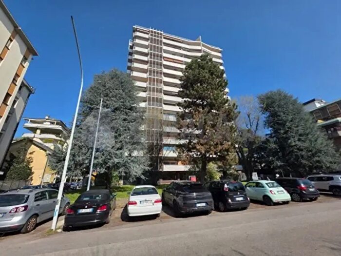 Appartamento quadrilocale in vendita in Via Quinto Orazio Flacco, Busto Arsizio