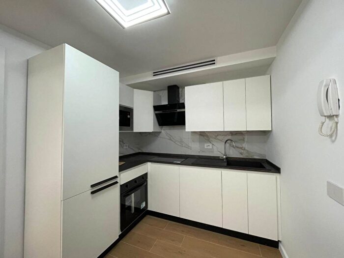 Appartamento bilocale in affitto in Piazza della Vittoria, Centro Storico, Lodi