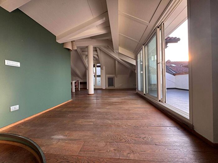 Casa trilocale in affitto in Via Roma, Centro, Fossano