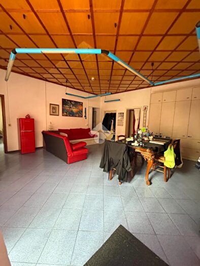 Appartamento trilocale in vendita in Via Squero, Cesenatico