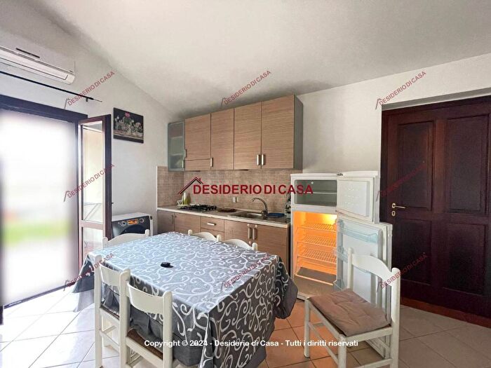 Appartamento bilocale in affitto in Contrada Pistavecchia, Campofelice di Roccella