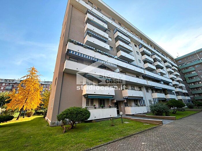 Case in Vendita e in Affitto - 3