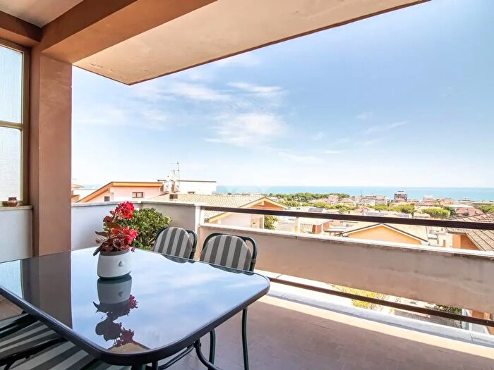 Appartamento con 5 locali in vendita in Via Brunelleschi, Porto San Giorgio