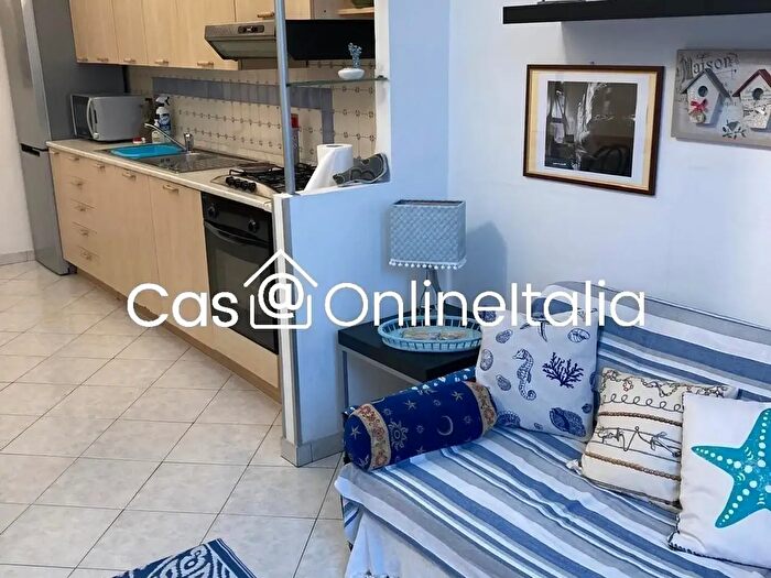 Appartamento in affitto in Via Leonardo da Vinci, Viareggio