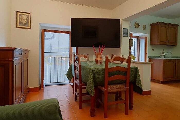 Appartamento con 7 locali in vendita in Via La Marmora, Abbadia San Salvatore