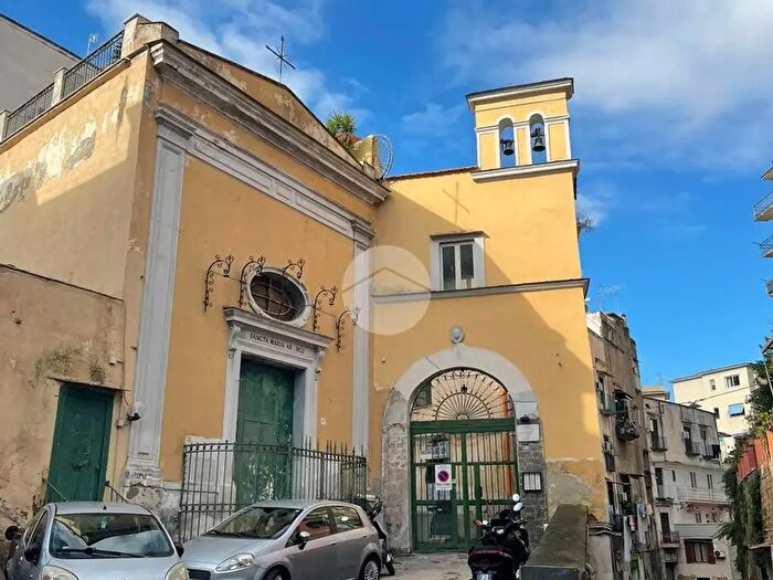 Appartamento monolocale in affitto in Via Case Puntellate, Napoli
