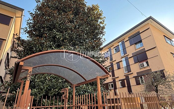 Appartamento quadrilocale in vendita in Via Carlo Rota C, Monza