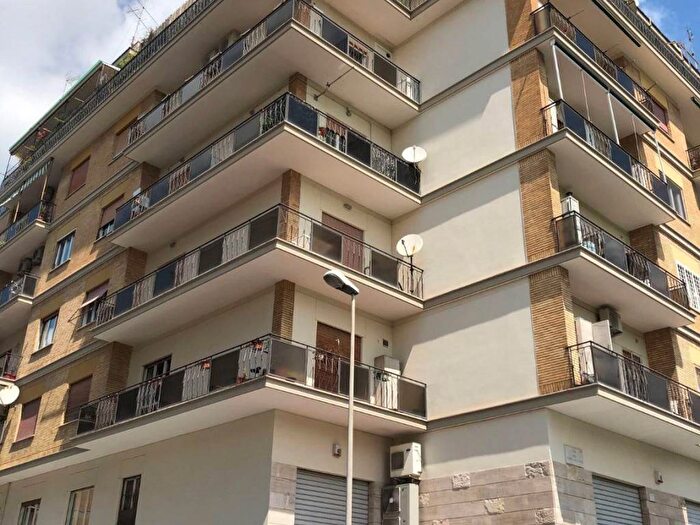 Appartamento trilocale in affitto in Via del Forte Bravetta, Pisana Bravetta, Roma