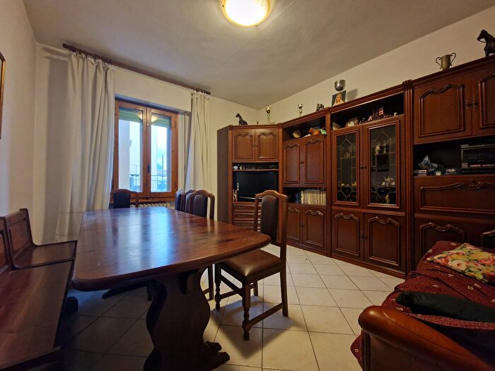 Appartamento trilocale in vendita in Via Senio d, Prato