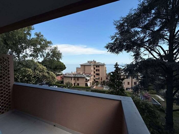 Appartamento con 5 locali in affitto in Via del Mare, Pineta, Arenzano
