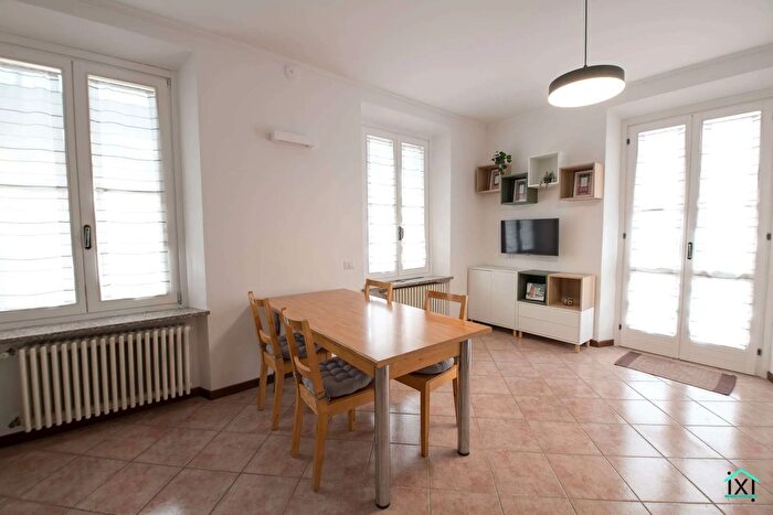 Appartamento trilocale in affitto in Via Emilio Morosini, Varese