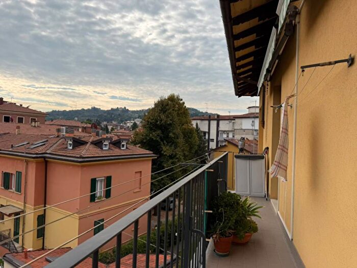 Appartamento quadrilocale in affitto in Via Andrea Costa, Saragozza fuori Porta, Bologna