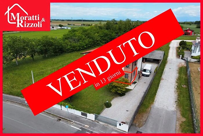 Appartamento quadrilocale in vendita in Via Peraria, Santa Maria La Longa